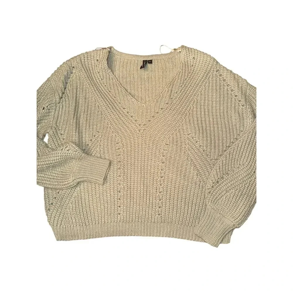 MOON & MADISON small S sweater